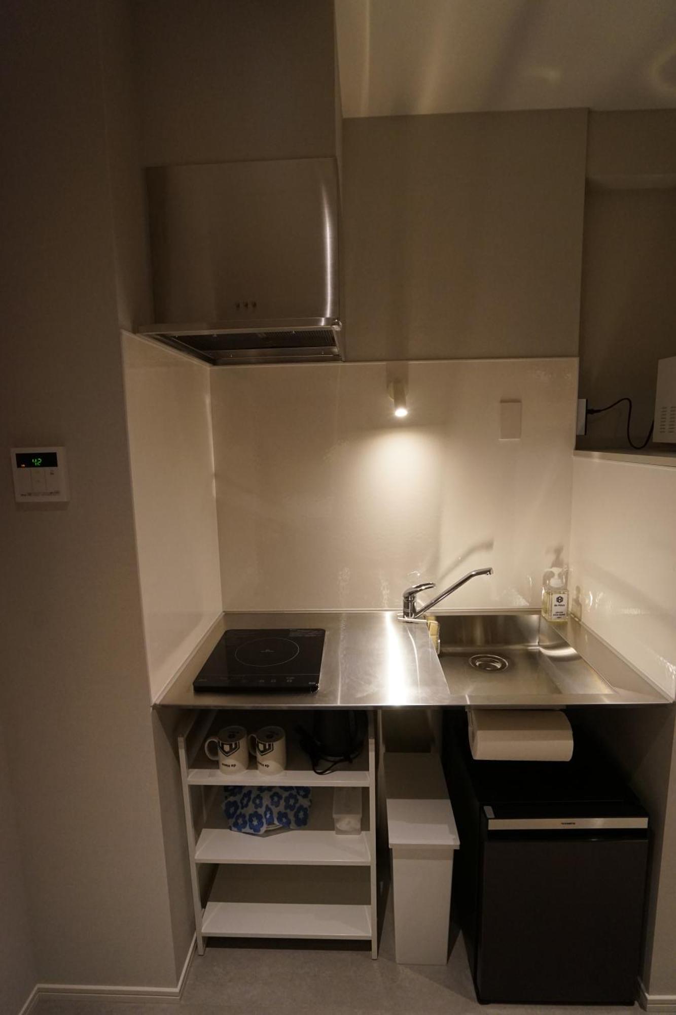 Отель Da Haus Shinjuku Токио Экстерьер фото