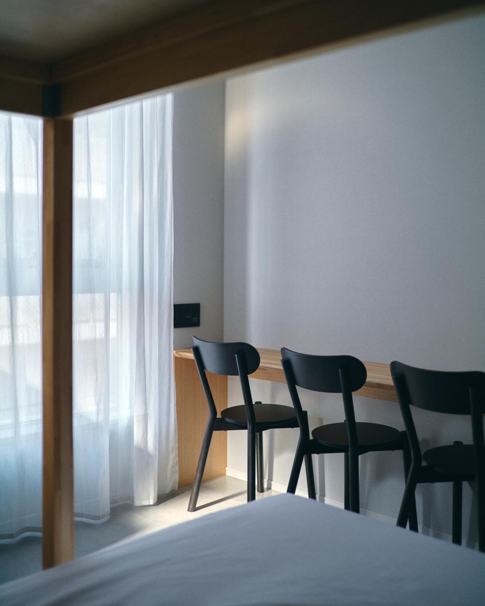 Отель Da Haus Shinjuku Токио Экстерьер фото